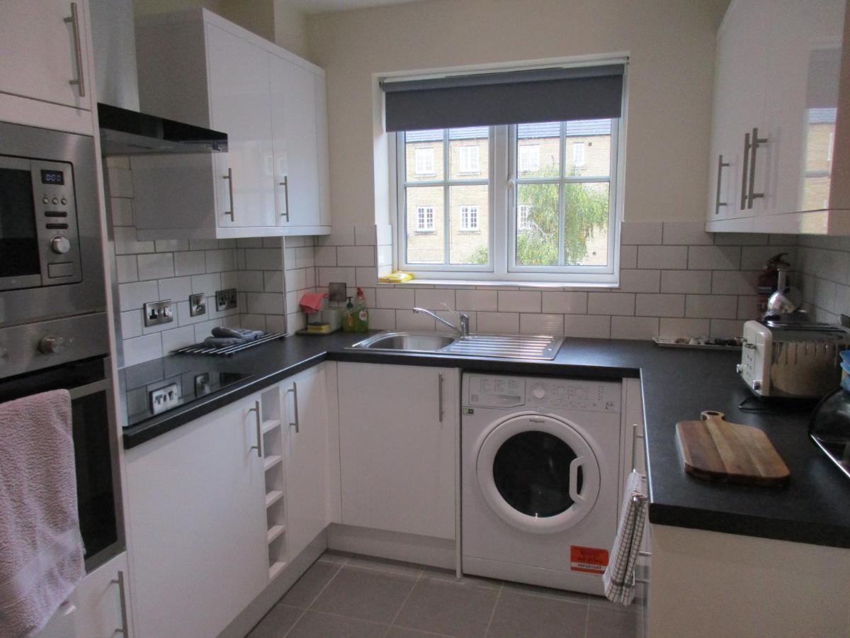 20 Nightingale Gardens, Coton Park, Rugby Cv23 0Wt Exterior foto